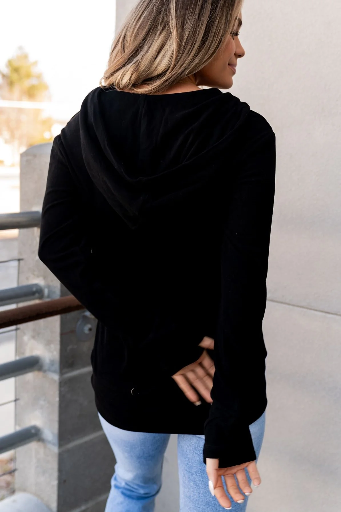 Ampersand Performance Fleece Halfzip Poppy Seed Sweatshirt - Image 5