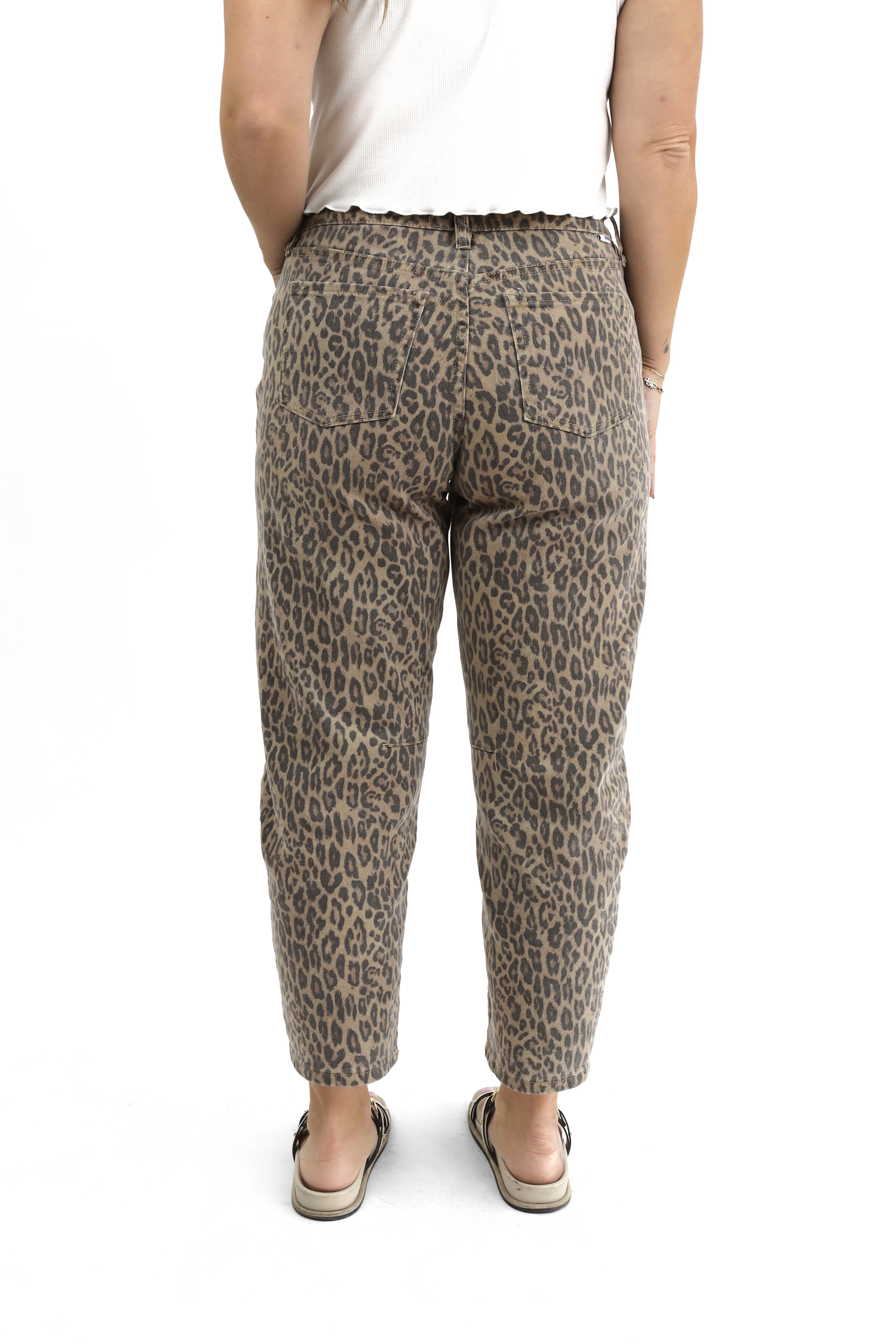 Barrel Jeans - Vintage Washed Leopard - Image 3