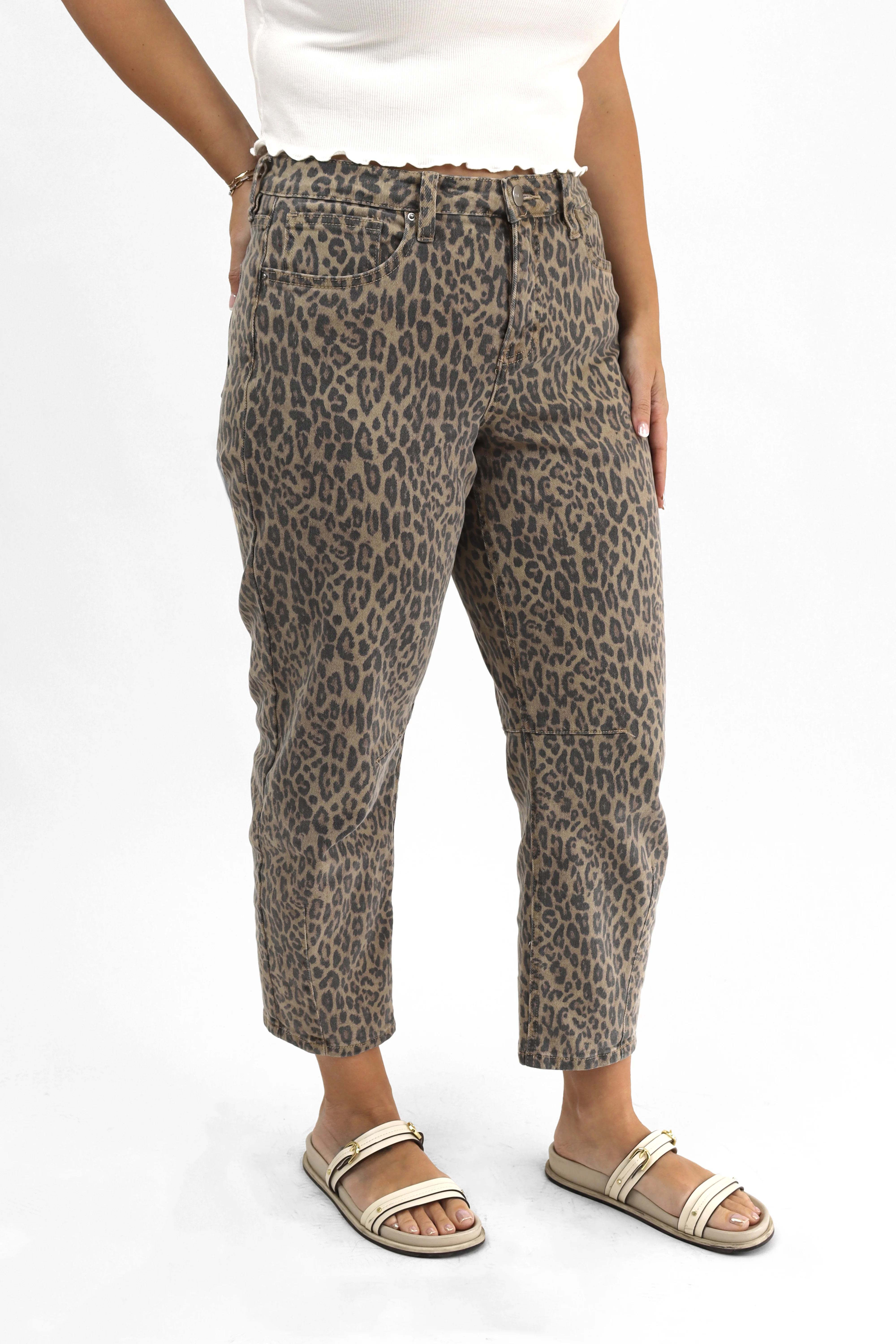 Barrel Jeans - Vintage Washed Leopard - Image 5