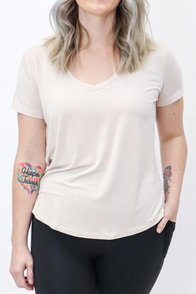 The Basic V Neck Tee - Final Sale - Image 4