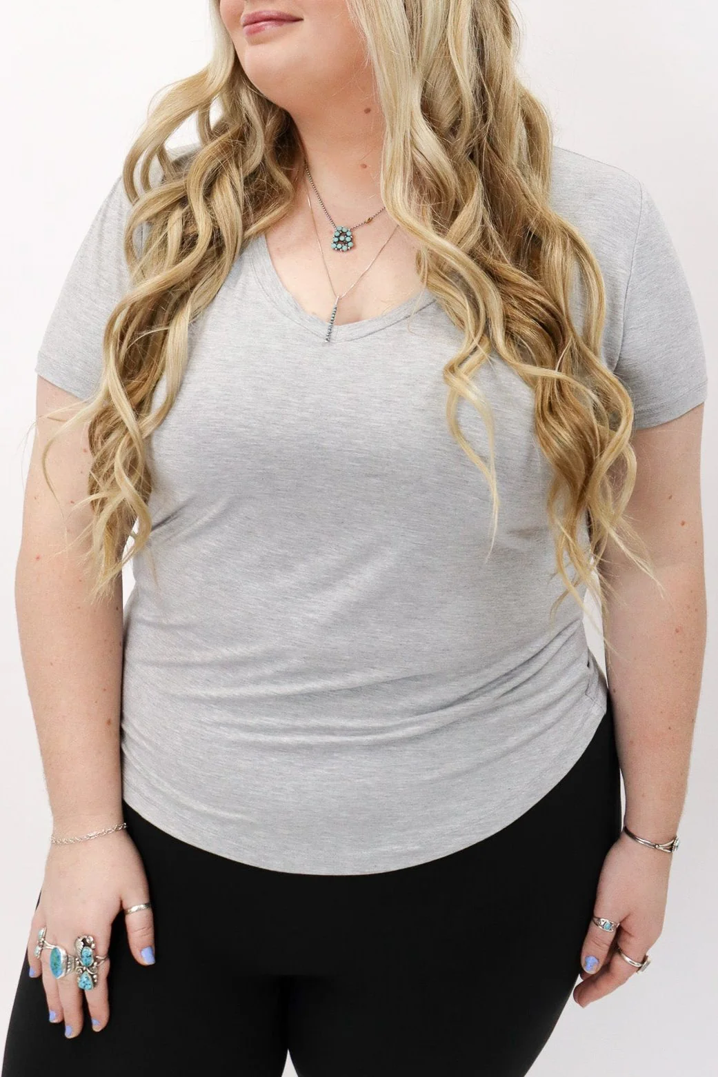 The Basic V Neck Tee - Final Sale - Image 5