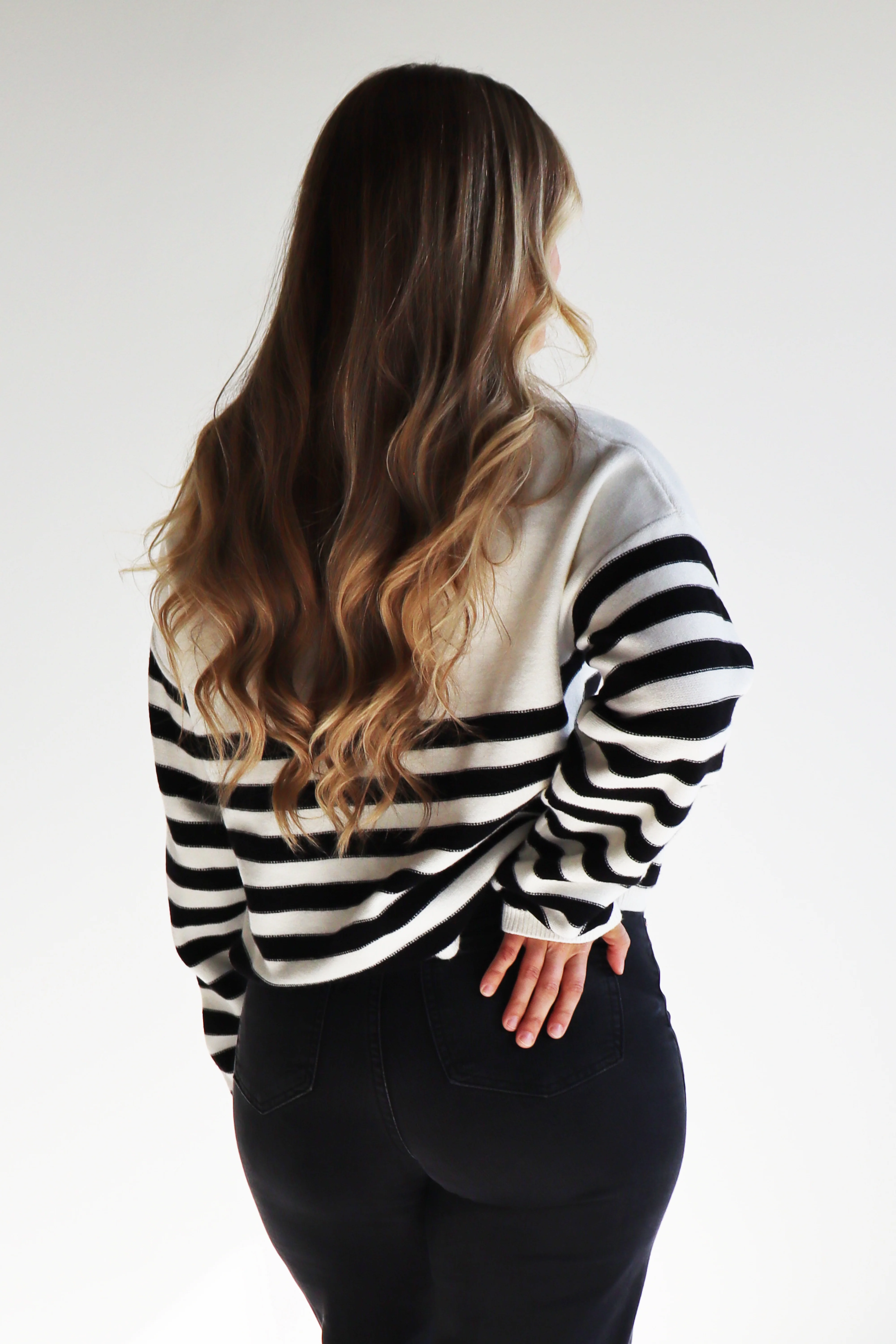 Luxe Cropped Collared Sweater - Image 3