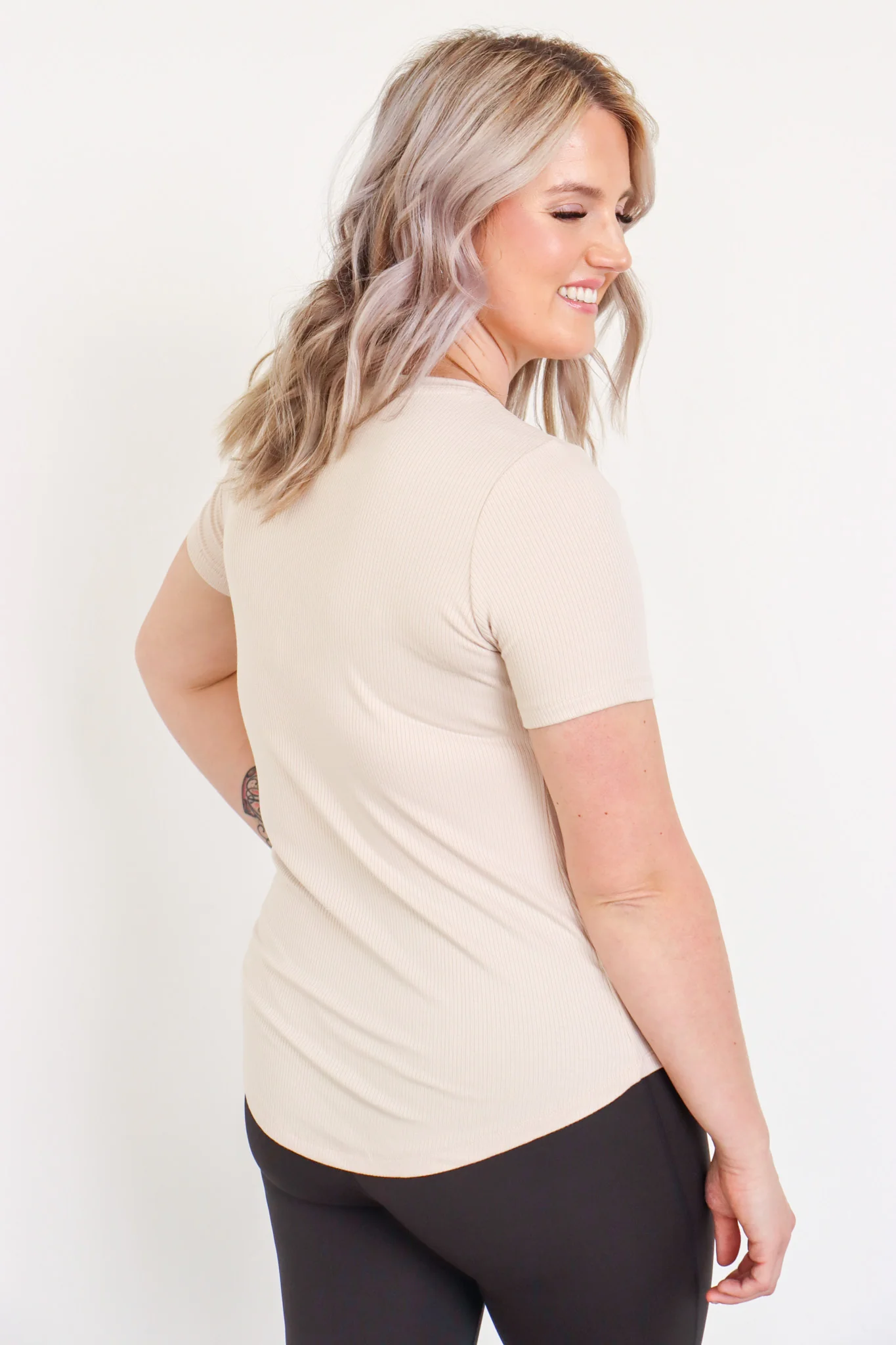 The Ribbed Basic Crewneck Tee - Image 10