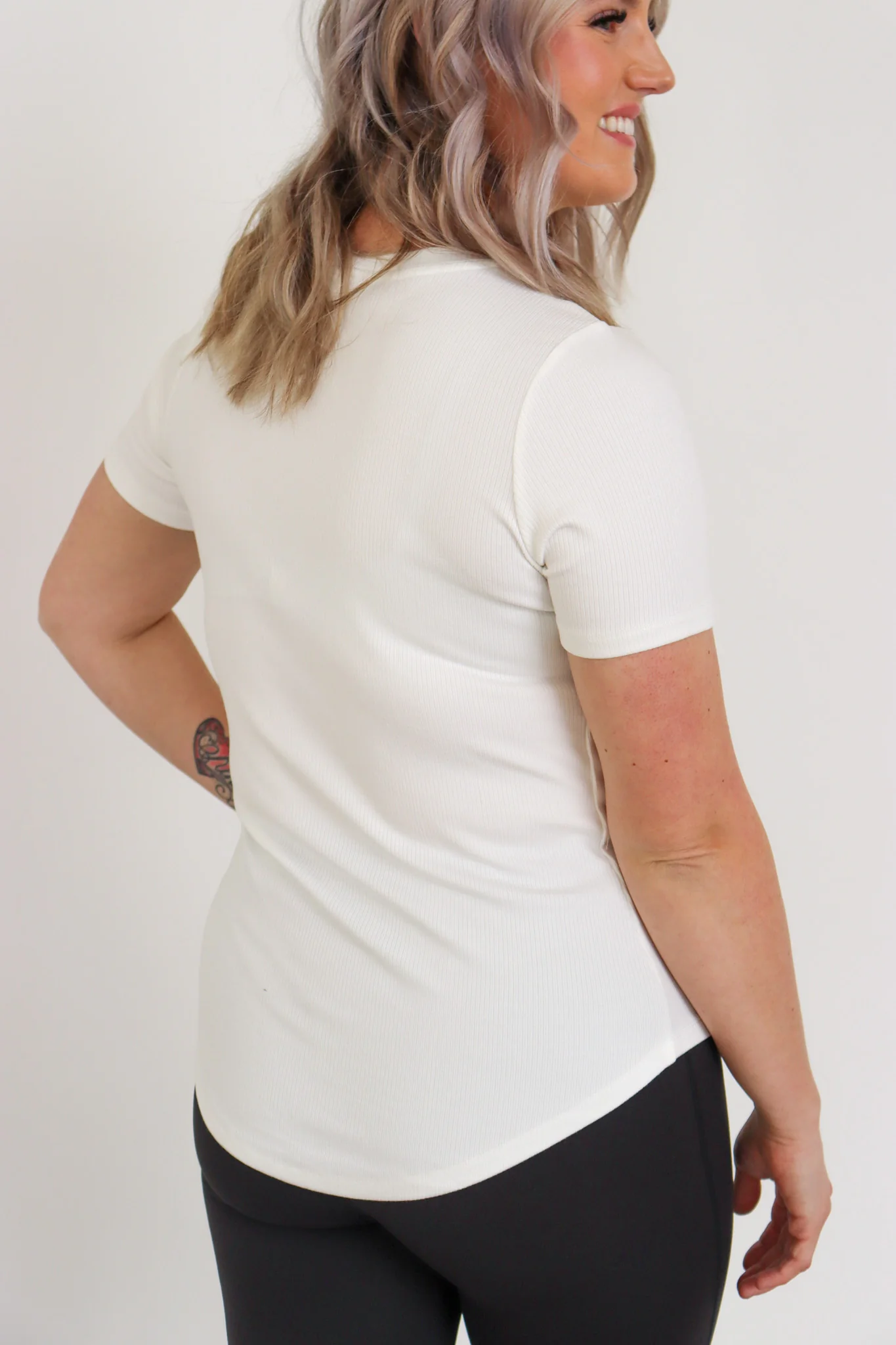 The Ribbed Basic Crewneck Tee - Image 12