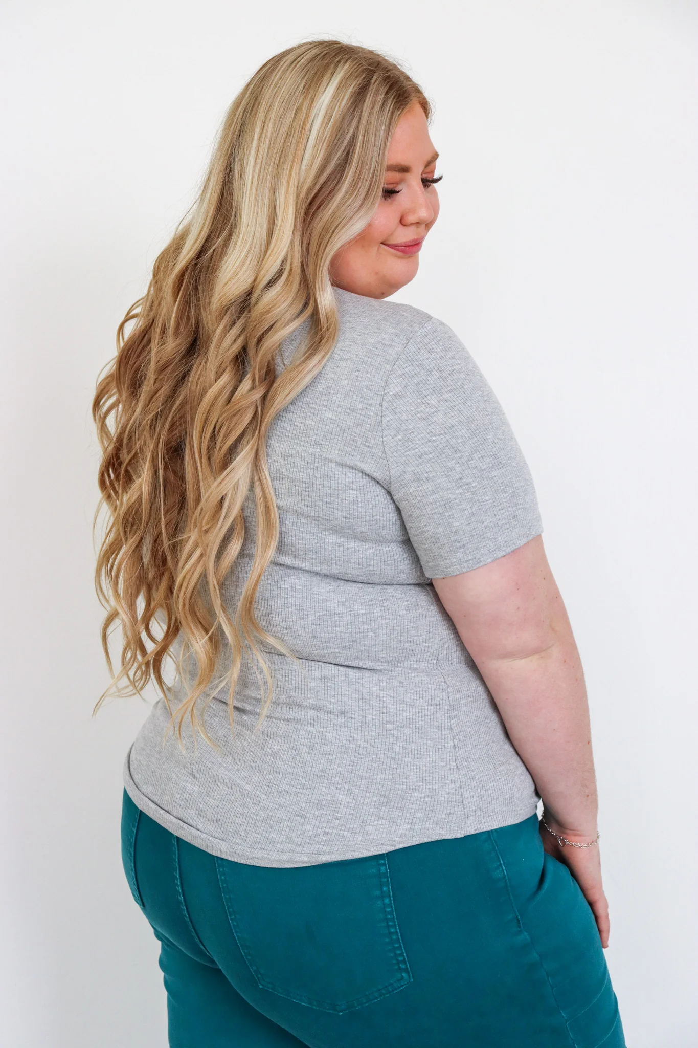 The Ribbed Basic Crewneck Tee - Image 14
