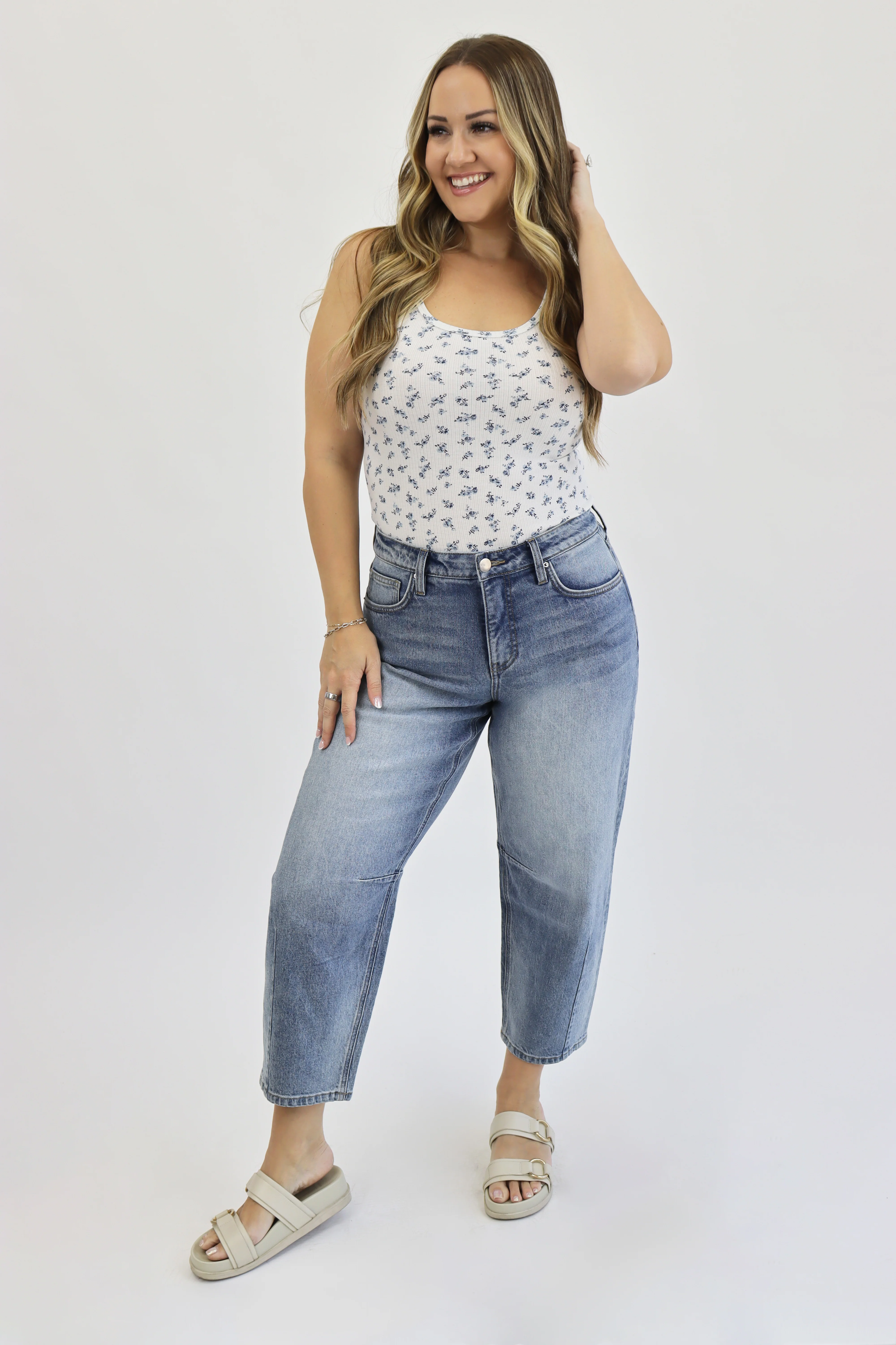 Rigid Barrel Jeans - Medium Wash - Image 5