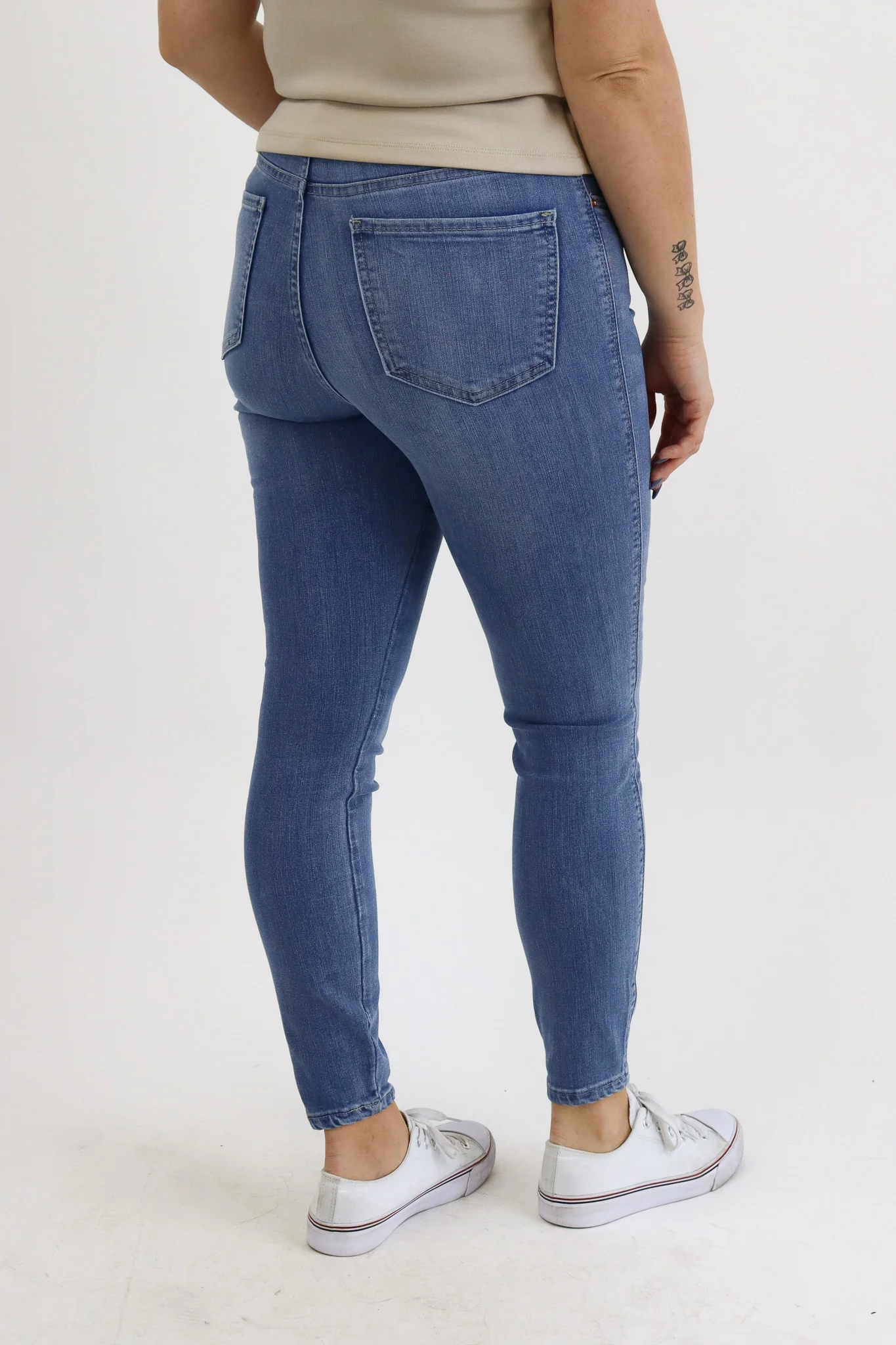 Skinny Jeans - Light Medium Wash - Final Sale - Image 3