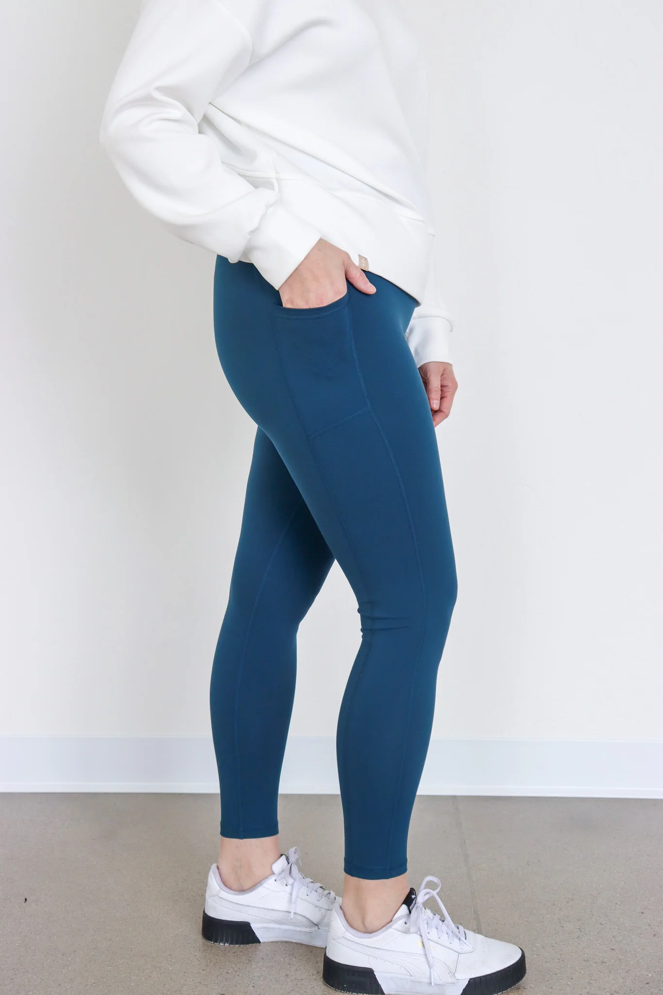 The Everyday Legging - FINAL SALE - Image 5