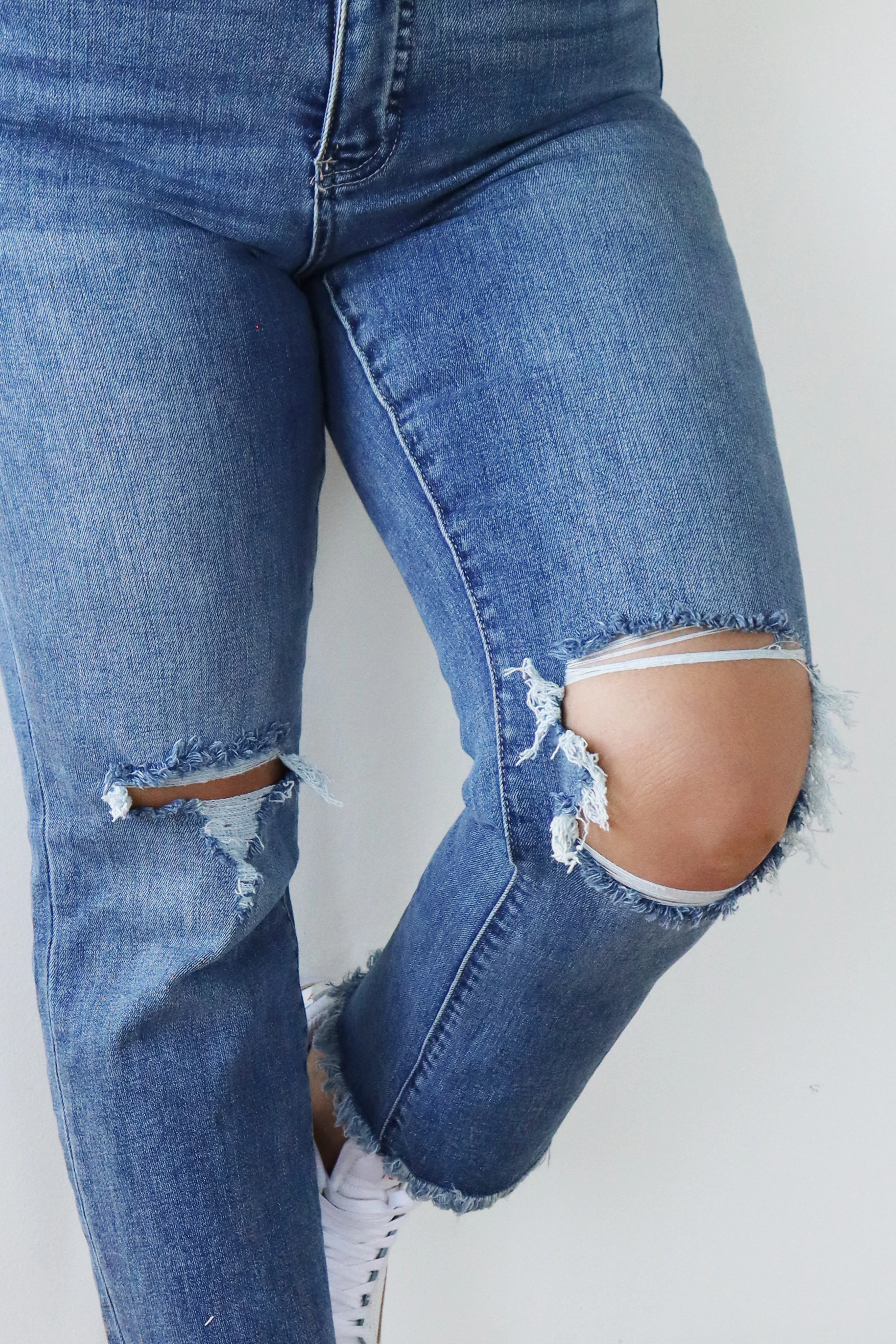 Ankle Crop Straight Jeans - Medium Stone Distressed - Image 4