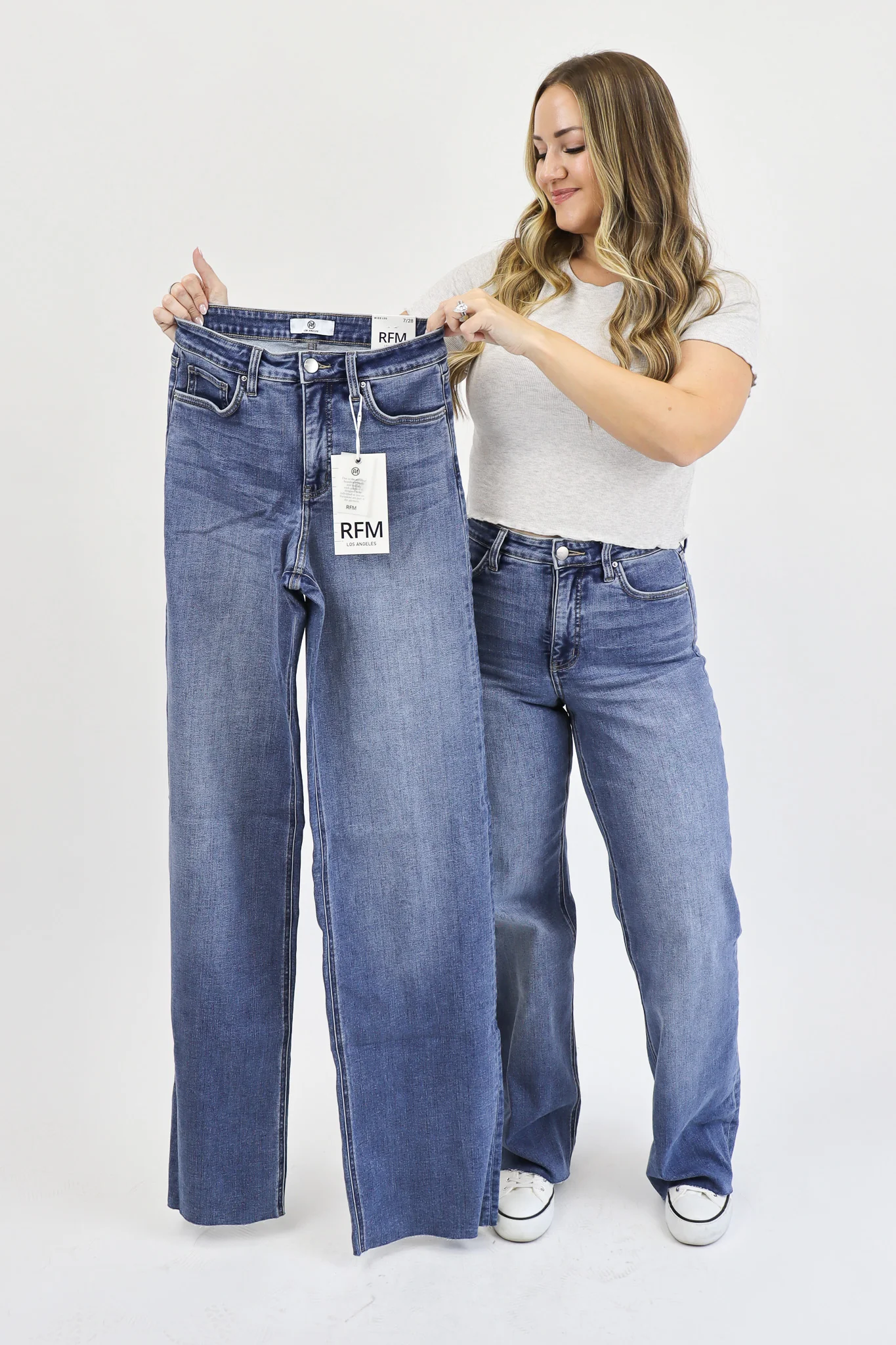 Wide Leg Jeans - Medium Wash - Cut to Length - Image 4